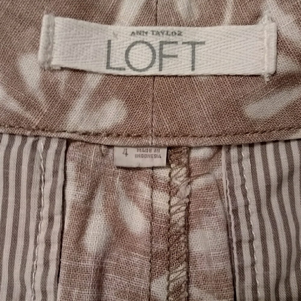 Ann Taylor LOFT shorts - Picture 3 of 7